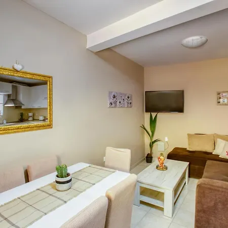 Aelia Apartment, New Port Mantouki Extérieur photo